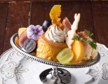 季節のプリンアラモード